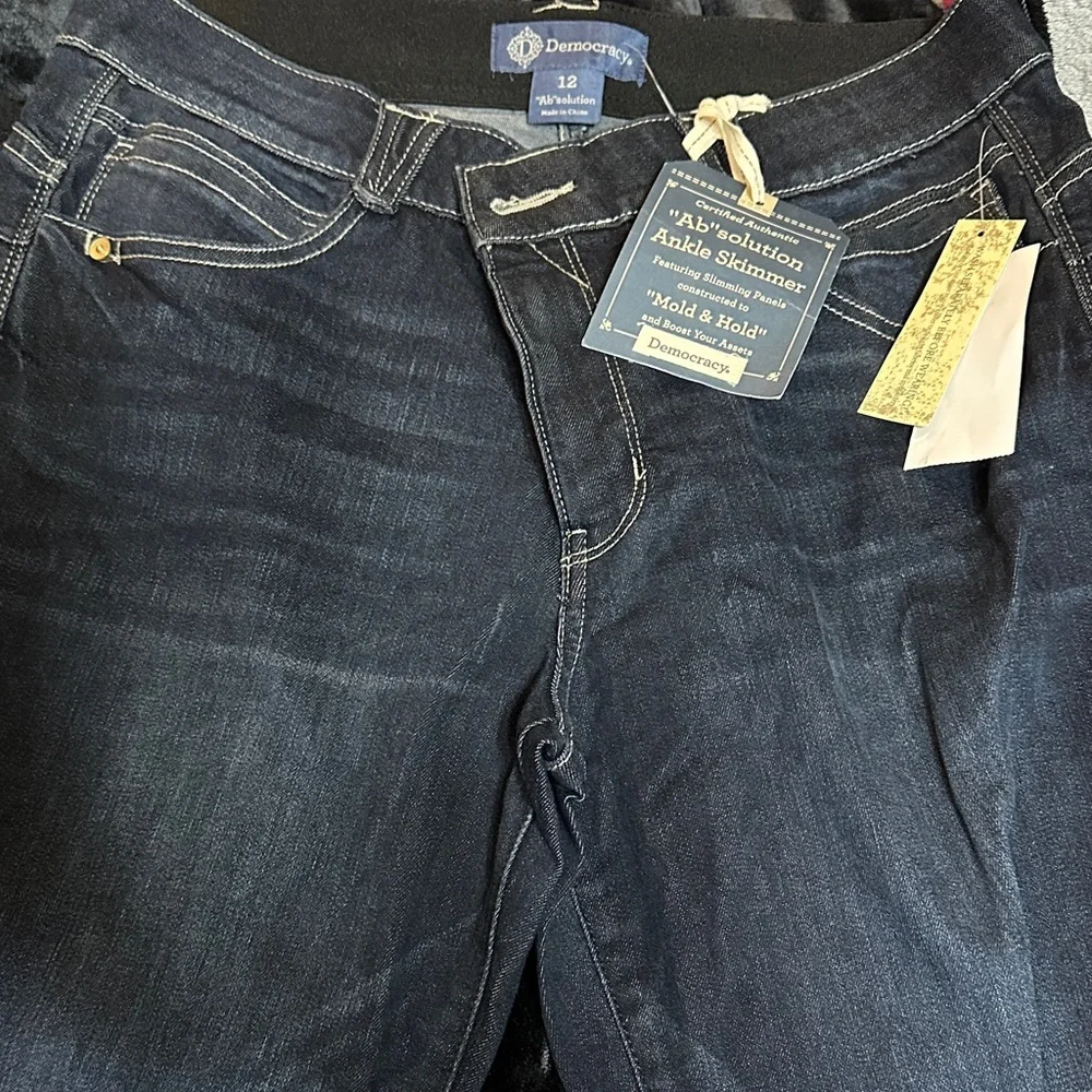 Democracy Women's Dark Blue Ankle Skimmer Jeans - Picture 2 of 2